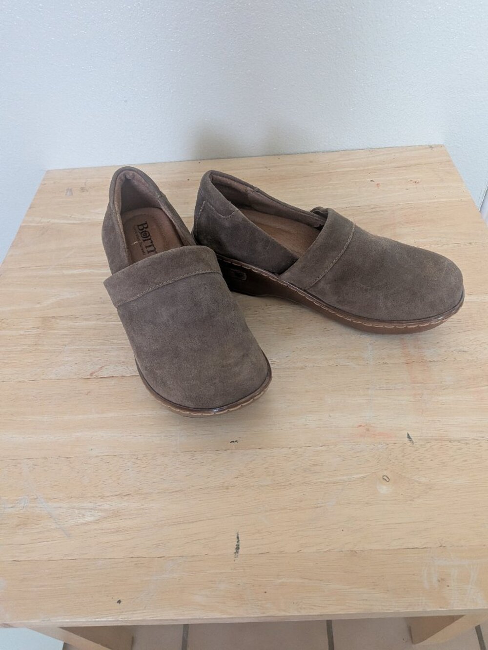 Born Toby Duo Clog - Medium Tan- NWOT -Size 6.5